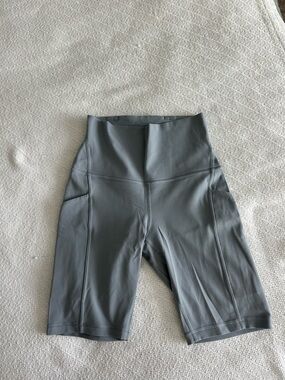 Lululemon Light Gray Align Shorts with Pocket